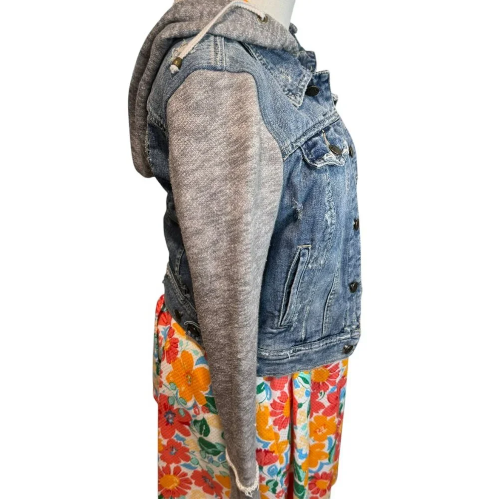 Free People Blue Hood Distressed Denim/Knit Jean Jacket. Size: XS/P - Picture 6 of 7